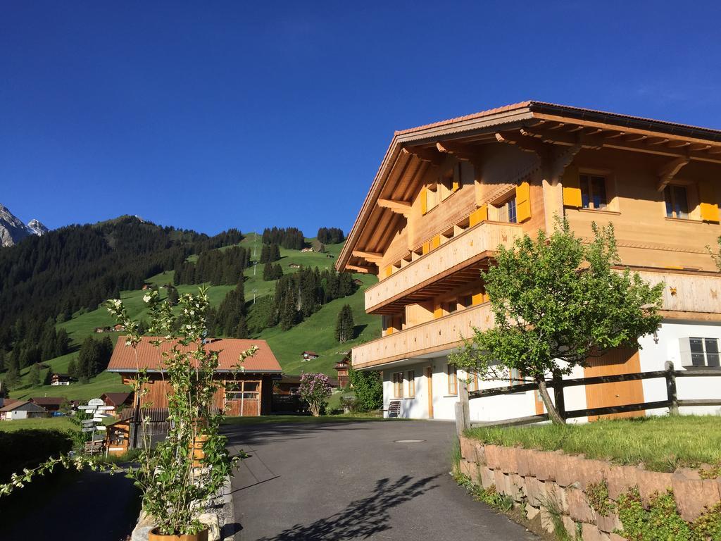 蝴蝶小屋酒店 阿德尔博登 外观 照片
