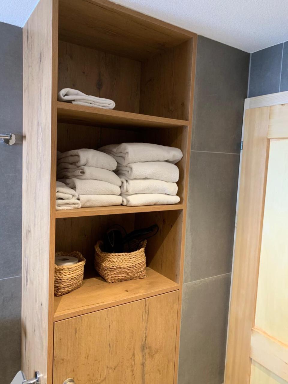 蝴蝶小屋酒店 阿德尔博登 外观 照片